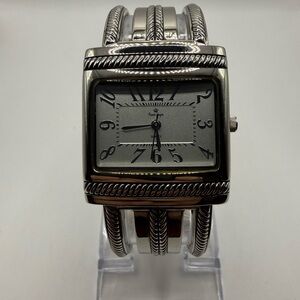 Premier Designs Cairo Watch Women Silver Tone Cuff 31MM 6.25" Band (New Battery)